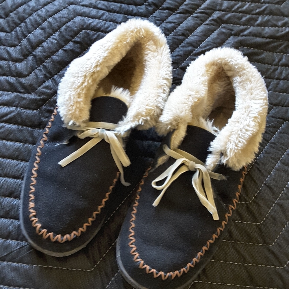 Staheekum moccasins